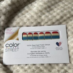 Color Street Red and Blue Gradient Nail Strips Firecracker Pop